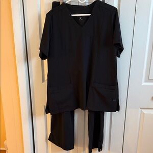 Jockey Women's Black Scrub Set